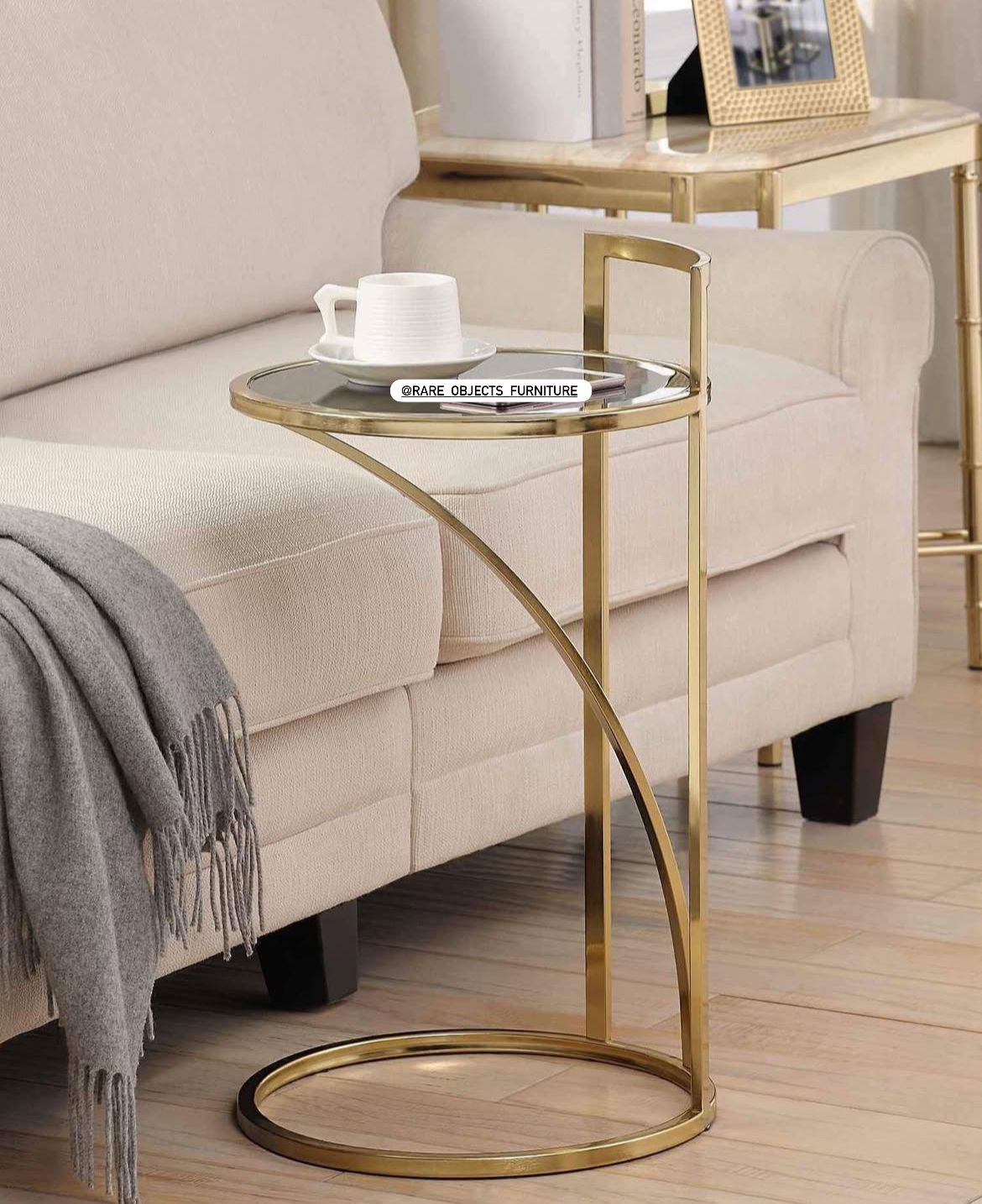 Sofa Side Round C-Table in Luxury Gold Finish