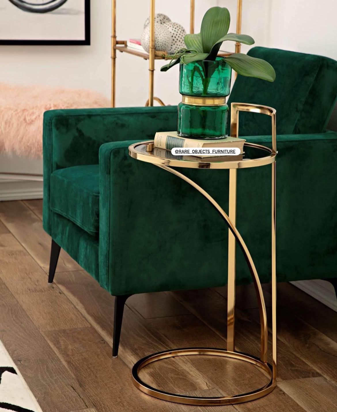Sofa Side Round C-Table in Luxury Gold Finish