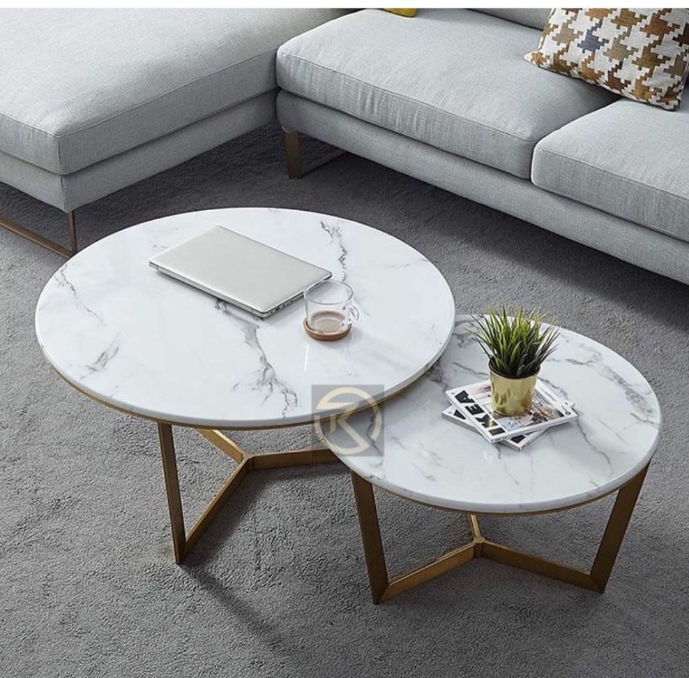 Three Legged Elegant Round Nesting Coffee Tables (Set of 2)